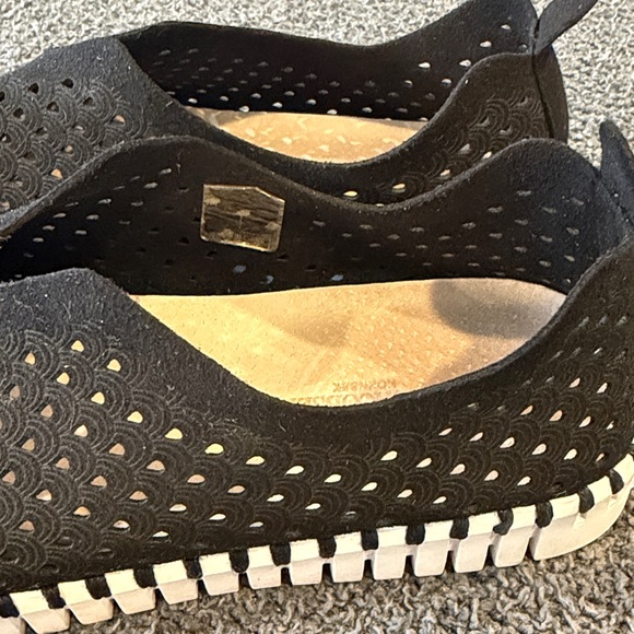 Ilse Jacobsen Black Tulip Slip-On Women's Shoes - Picture 4 of 10